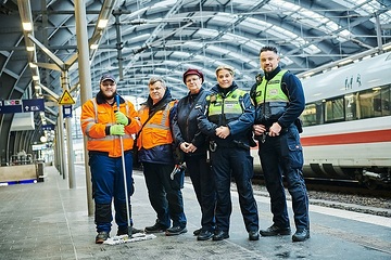 DB291458 Sofortprogramm Sicherheit und Sauberkeit am Bahnhof