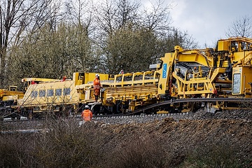 DB297295 Gleisumbauzug - Korridorsanierung Nürnberg-Regensburg