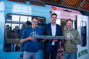 DB297921 S-Bahn Hamburg gebrandet zu 25 Jahre MiWuLa