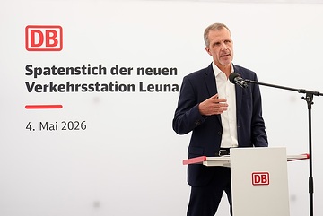 DB299385 Start für Bau eines neuen barrierefreien Bahnhofs in Leuna