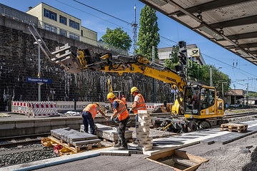 DB300459 Erneuerung Wuppertal Hbf