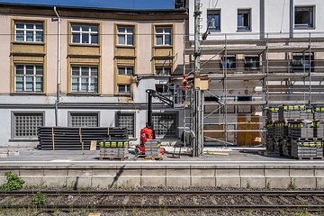 DB300495 