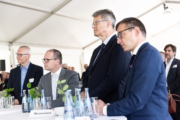 DB300790 Baustart für neue Huntebrücke Elsfleth