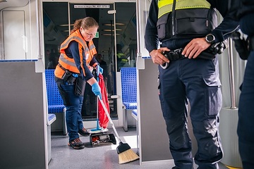 DB301345 S-Bahn Sofortprogramm Sicherheit und Sauberkeit