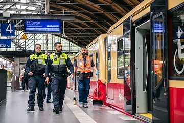 DB301348 S-Bahn Sofortprogramm Sicherheit und Sauberkeit