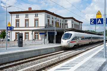DB302187 Schneller unterwegs zwischen Ludwigslust und Parchim 