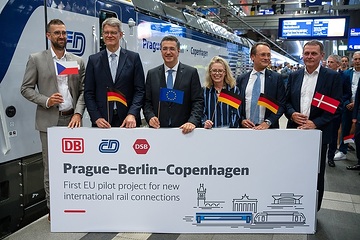 DB302692 In Kooperation von DB, ČD und DSB: drei europäische Hauptstädte über die Schiene direkt miteinander verbunden 