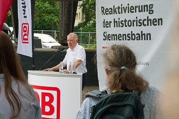 DB302799 Reaktivierung der Siemensbahn tritt in eine neue Phase