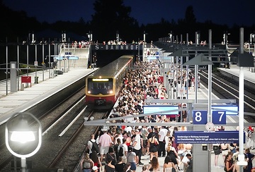 DB303246 Bahnhof Berlin Olympiastadion