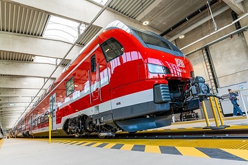 DB303717 DB Regio Nordost präsentiert Neufahrzeug KISS