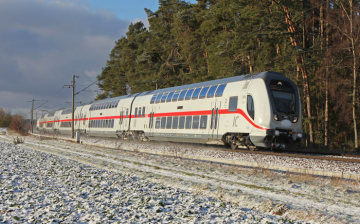 DB Fernverkehr mit Intercity 2 TWINDEXX und Ellok Baureihe 147.5 (TRAXX) im Einsatz auf der Relation Stuttgart Hbf - Nürnberg Hbf
