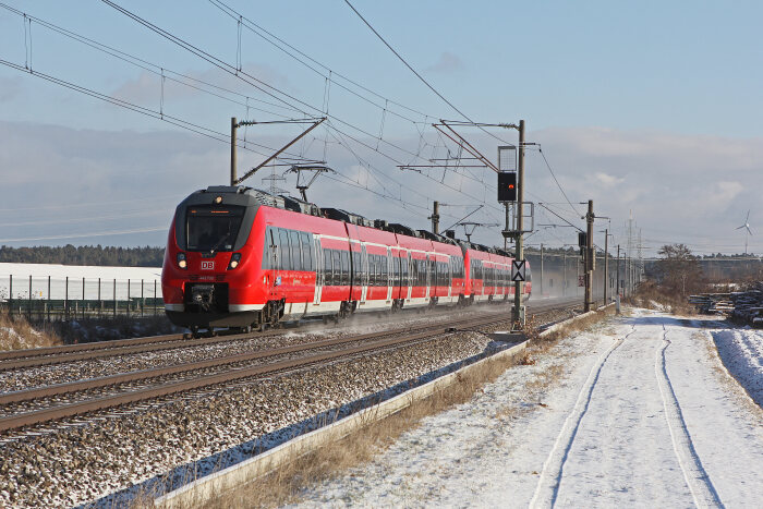 DB168527 Talent 2 als S-Bahn Nürnberg bei Heilsbronn
