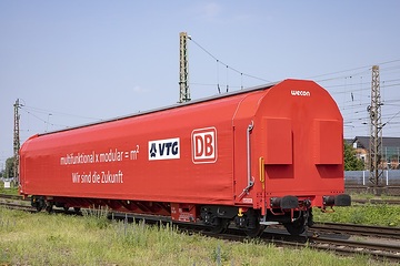 multifuntional x modular = m² - Güterwagen in der ZBA Seelze Der multifunktionale und modulare Güterwagen m² ist eine neue und innovative Technologie (entwickelt durch DB Cargo und VTG) für den Güterwagen der Zukunft.