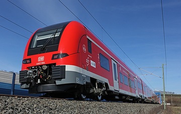 Der Desiro HC für das DB Regio Angebot "Franken-Thüringen-Express" - hier: Baureihe ET 4462 auf der SFS VDE 8.