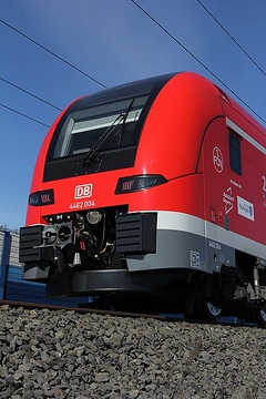 Der Desiro HC für den "Franken-Thüringen-Express" - hier: Baureihe ET 4462 auf der SFS VDE 8.