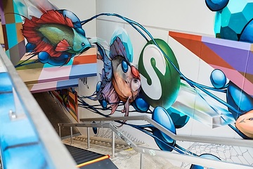 Graffiti-Künstler Jeroo hat den Bahnhof Stuttgart-Sommerrain neu gestaltet