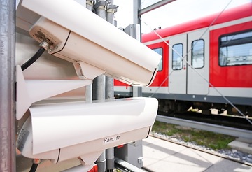 Digitale Instandhaltung im S-Bahn-Werk München Steinhausen - im Bild: KI-gestütztes Kamerator