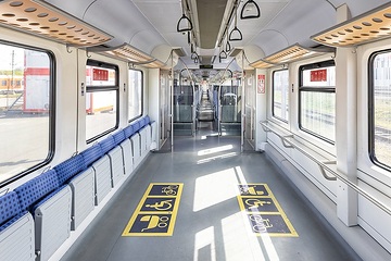 Modernisierte ET 424 für die S-Bahn Köln - Innenraum vor der Erneuerung