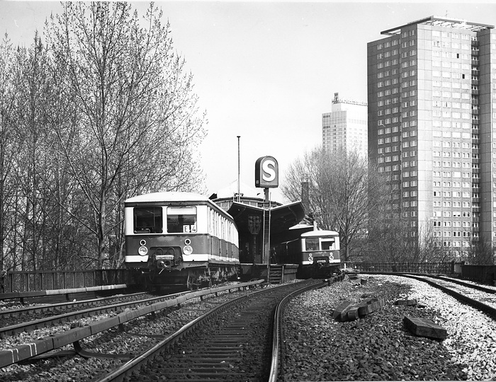 DB254787 1988 - S-Bahnhofs Marx-Engels-Platz, heute S- Bahnhof Hackescher Markt