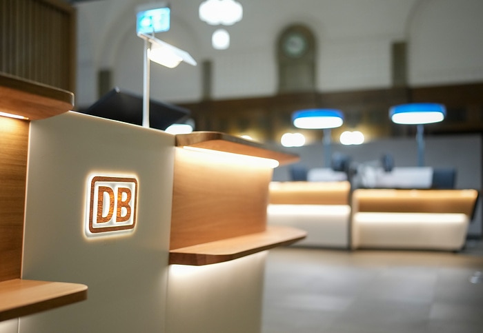 DB259119 Neu gestaltetes Reisezentrum in Nürnberg