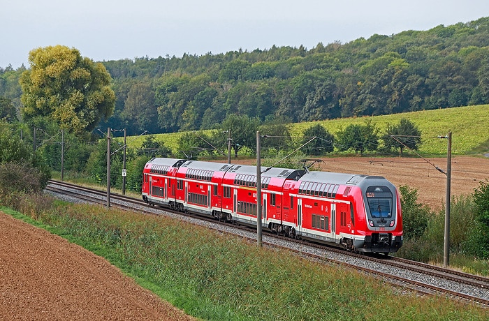 DB268913 Twindexx der DB Regio bei Seeligenstadt