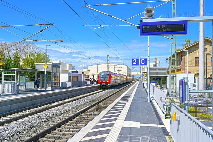 DB278090 Iphofen – Bahnsteig