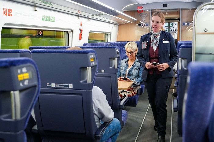 DB282140 Test von Bodycams beim DB Fernverkehr
