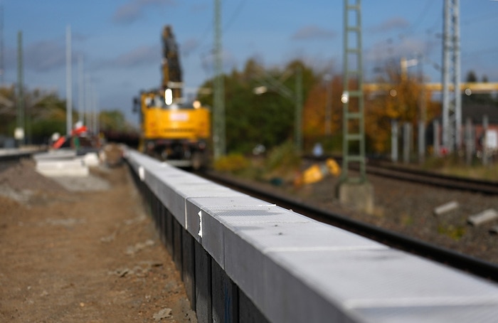 DB287963 Neuer Bahnsteig in Wittenberge