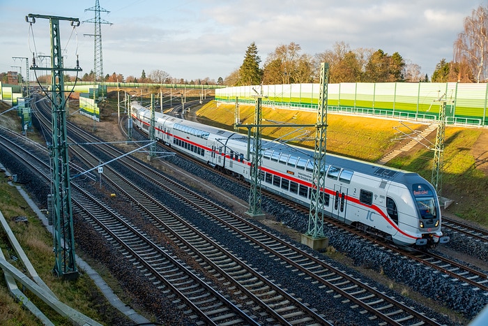 DB290635 Dresdner Bahn mit Sonderzug eröffnet