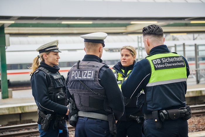 DB292531 Bundespolizei und DB Sicherheit