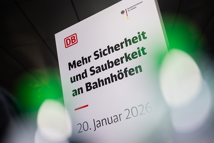 DB292767 Sofortprogramm für mehr Sicherheit und Sauberkeit an Bahnhöfe