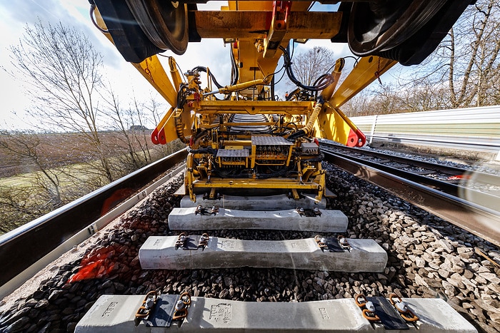 DB297294 Gleisumbauzug - Korridorsanierung Nürnberg-Regensburg