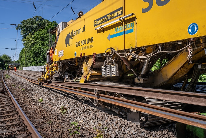DB300498 Schnellumbauzug SUZ 314 "Mammut"