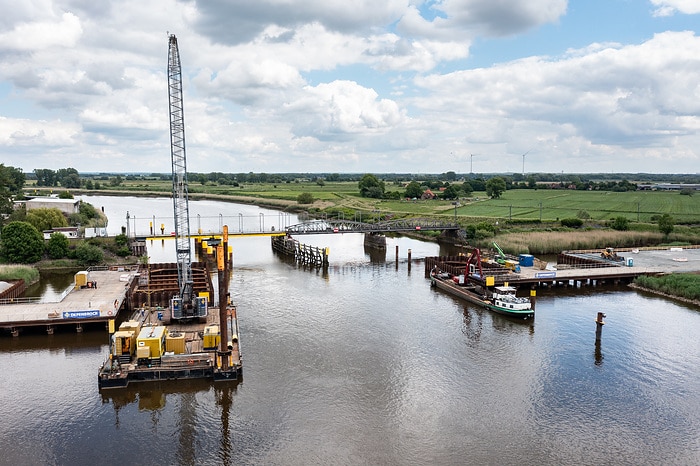 DB300778 Bau der neuen Huntebrücke Elsfleth