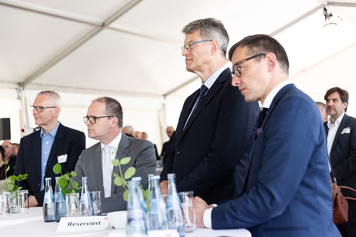 DB300790 Baustart für neue Huntebrücke Elsfleth