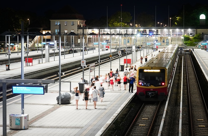 DB303249 Bahnhof Berlin Olympiastadion
