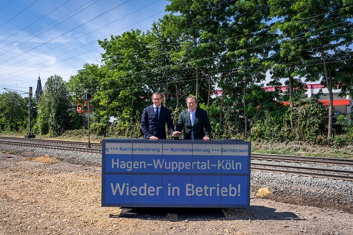 DB InfraGO schließt Korridorsanierung zwischen Hagen, Wuppertal und Köln pünktlich ab